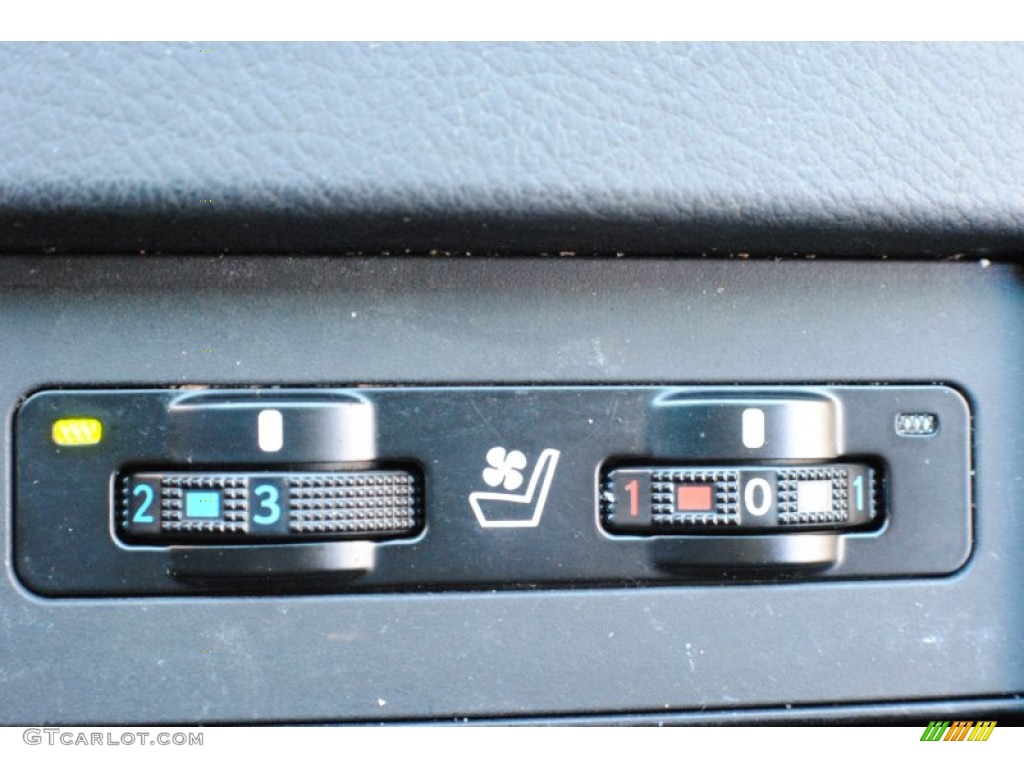 2010 Lexus RX 350 AWD Controls Photo #69503758