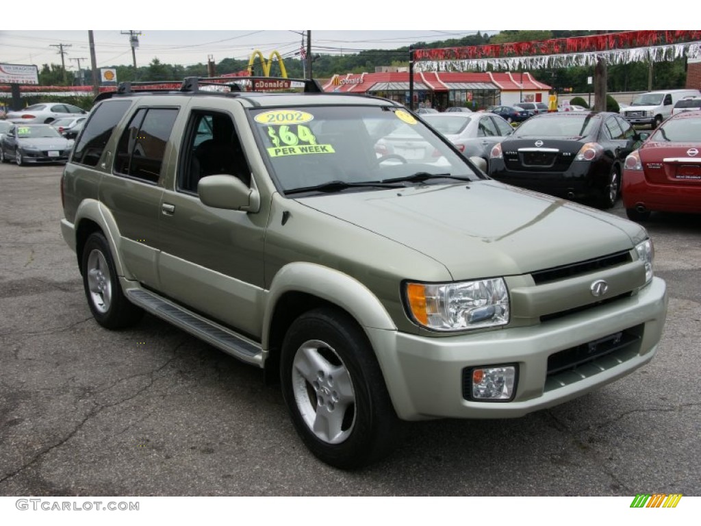 2002 QX4 4x4 - Millenium Jade Metallic / Graphite photo #3