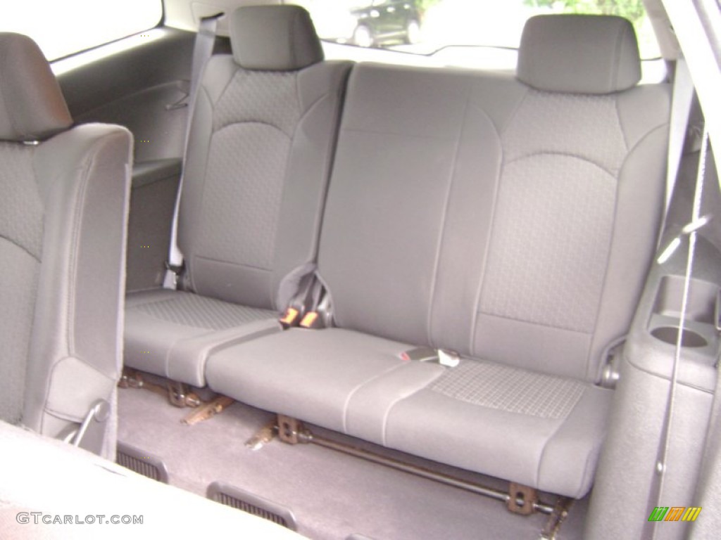 2010 Traverse LT - Silver Ice Metallic / Dark Gray/Light Gray photo #13