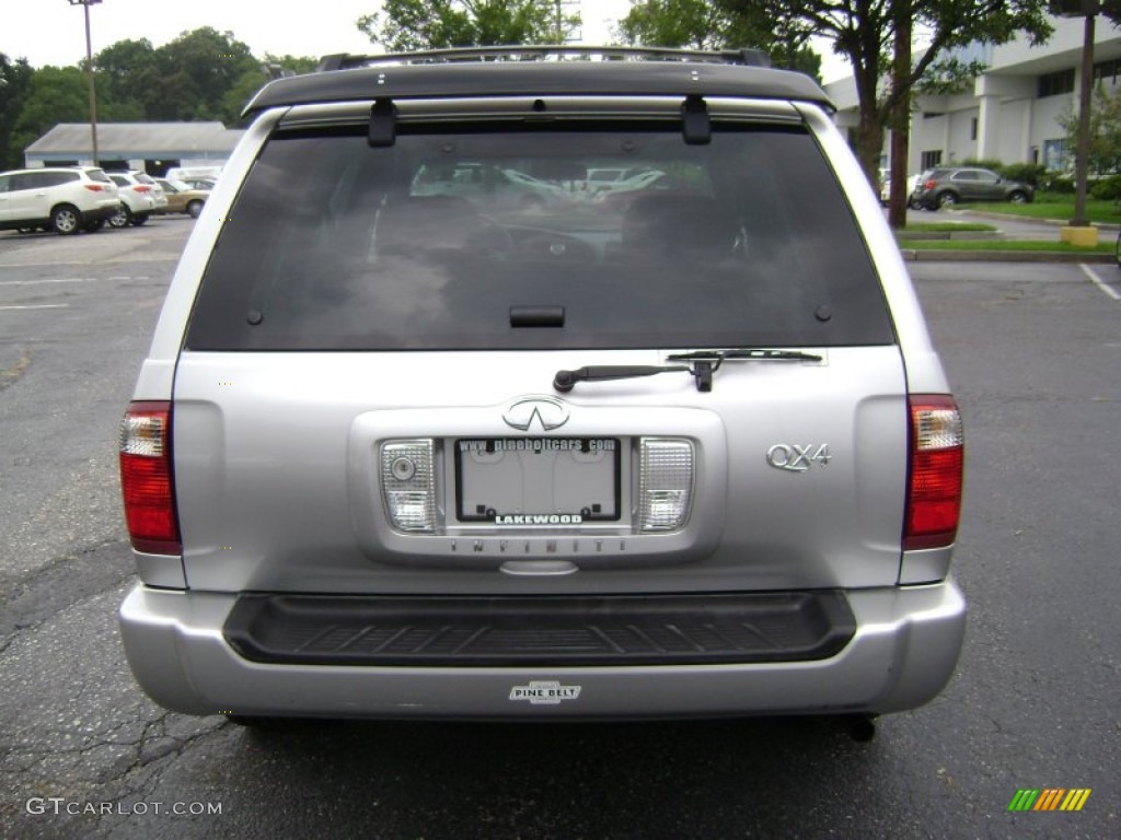2002 QX4 4x4 - Brilliant Silver Metallic / Graphite photo #5