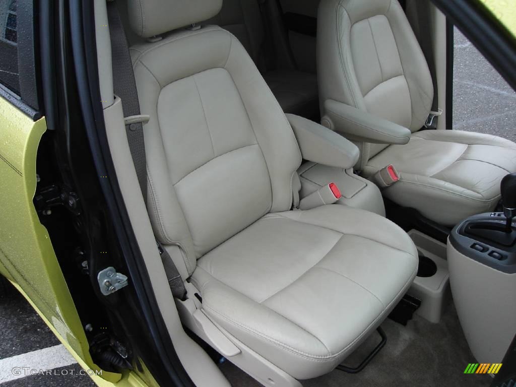 2004 VUE Red Line AWD - Electric Lime / Tan photo #14