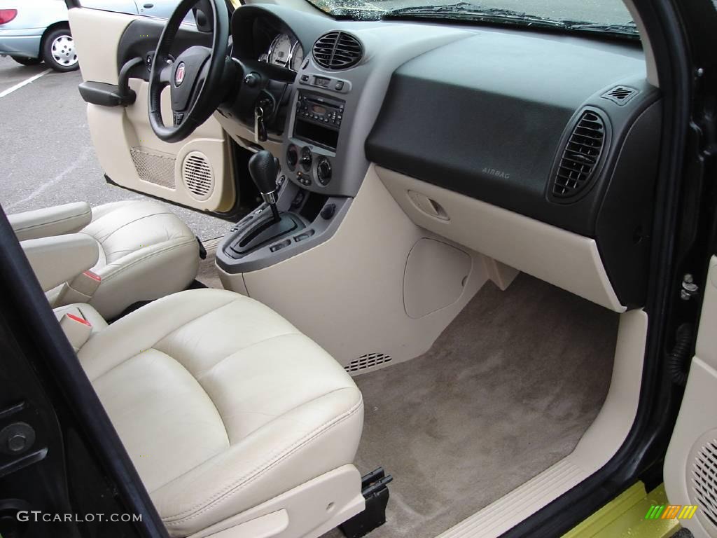 2004 VUE Red Line AWD - Electric Lime / Tan photo #21