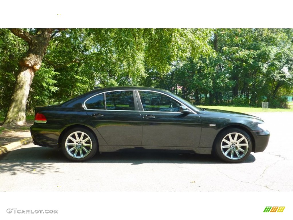 2004 7 Series 745i Sedan - Black Sapphire Metallic / Black/Black photo #4