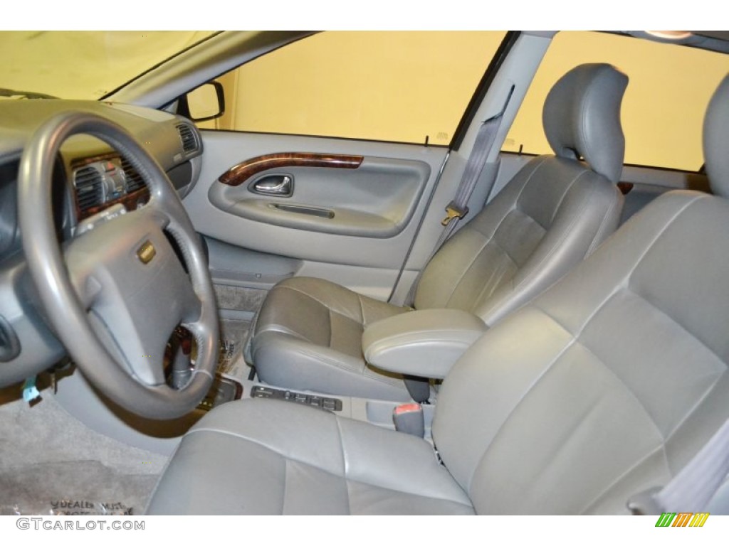 2000 V40 1.9T Wagon - White / Silver Gray photo #10