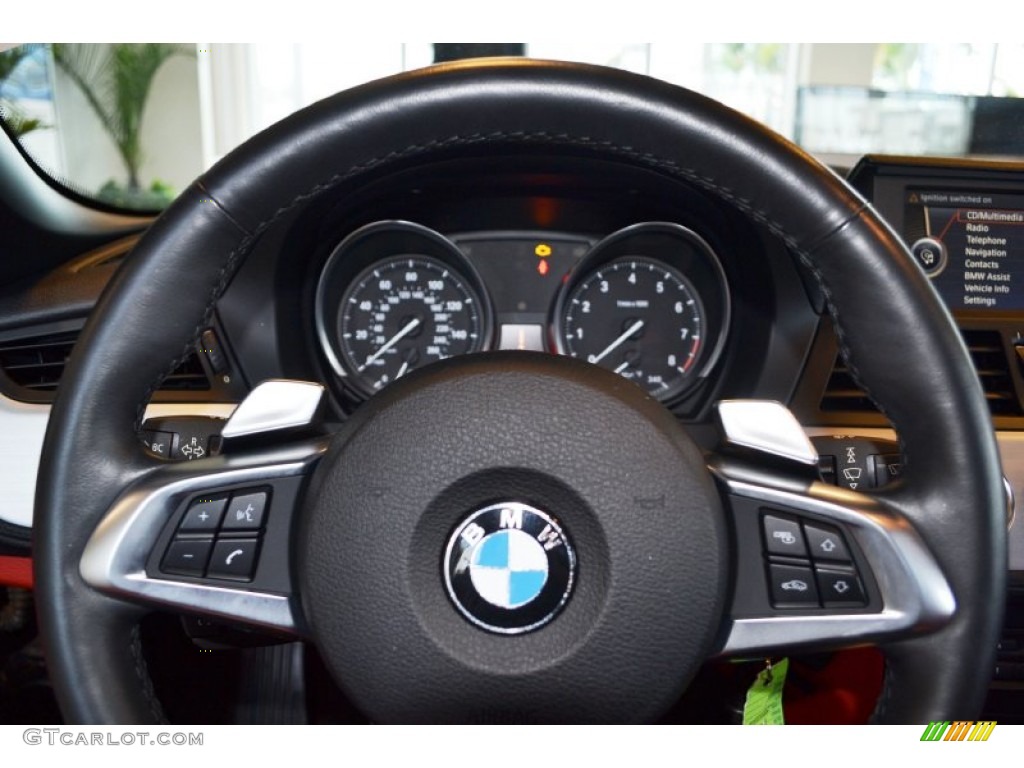 2010 BMW Z4 sDrive35i Roadster Steering Wheel Photos