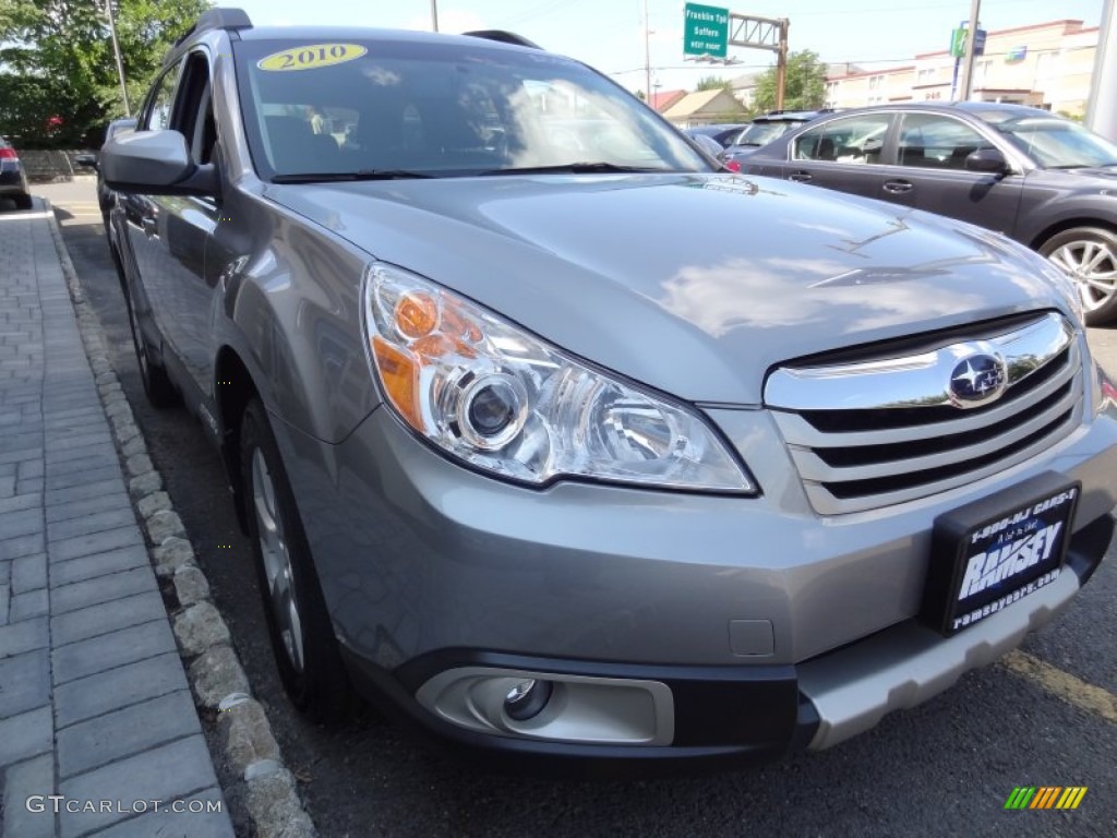 2010 Outback 2.5i Limited Wagon - Steel Silver Metallic / Off Black photo #11