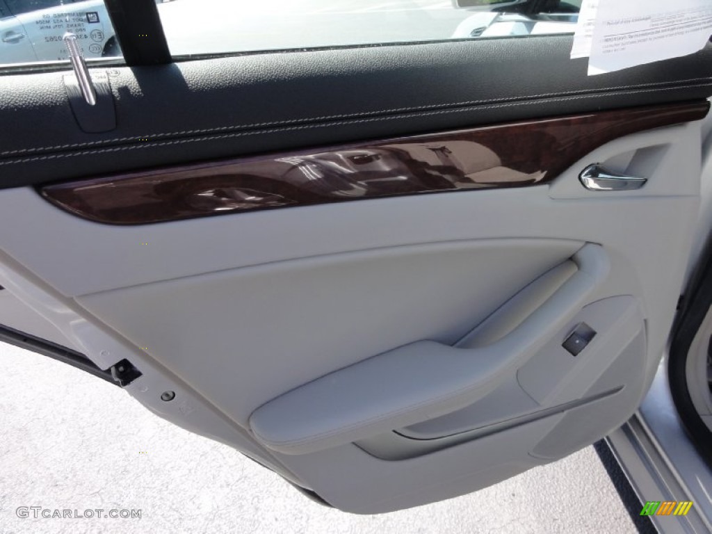 2009 CTS 4 AWD Sedan - Radiant Silver / Light Titanium/Ebony photo #26