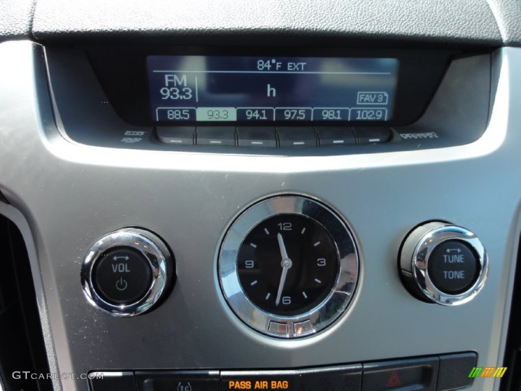 2009 CTS 4 AWD Sedan - Radiant Silver / Light Titanium/Ebony photo #33