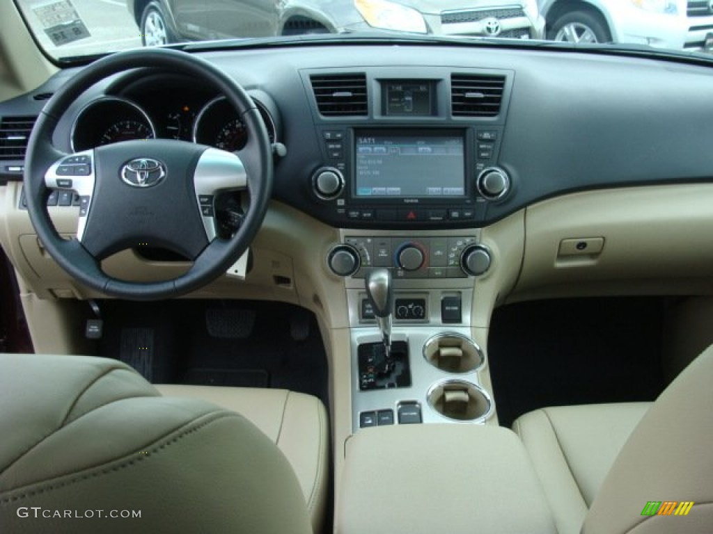 2012 Toyota Highlander SE 4WD Sand Beige Dashboard Photo #69510019