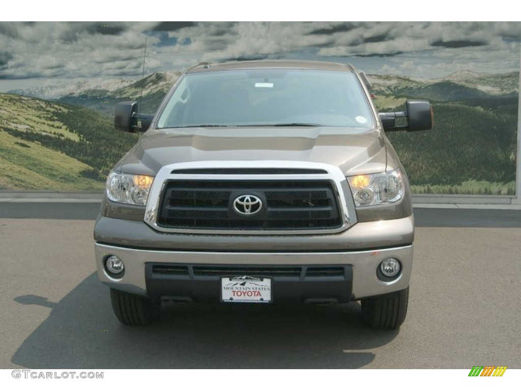 2012 Tundra CrewMax 4x4 - Pyrite Mica / Graphite photo #4