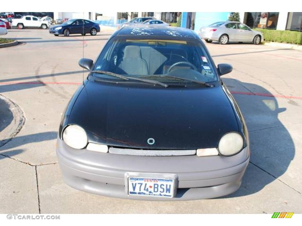 1995 Neon Sedan - Black / Dark Slate photo #2
