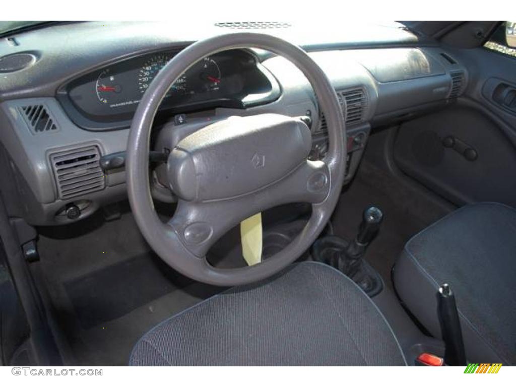 1995 Neon Sedan - Black / Dark Slate photo #15