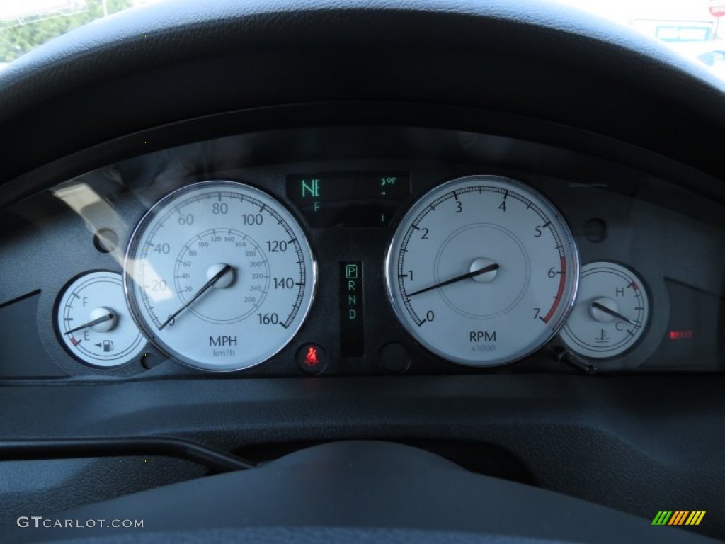 2007 Chrysler 300 C HEMI Gauges Photo #69515816