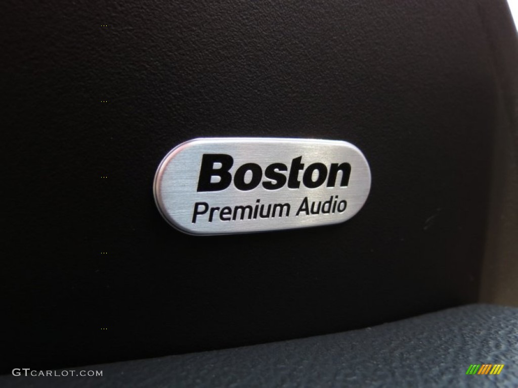 2007 Chrysler 300 C HEMI Audio System Photo #69515857