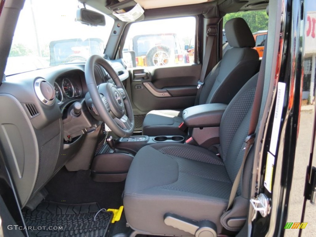 Black Interior 2013 Jeep Wrangler Unlimited Sport S 4x4 Photo #69516185