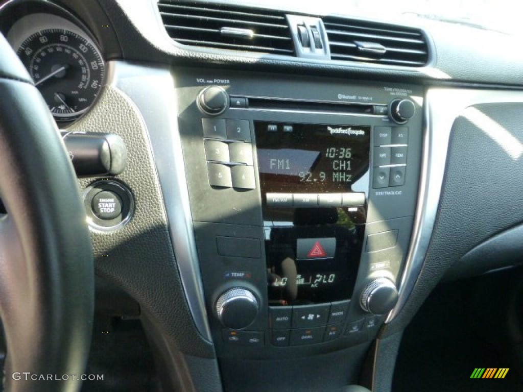 2010 Kizashi GTS - Platinum Silver Metallic / Black photo #23