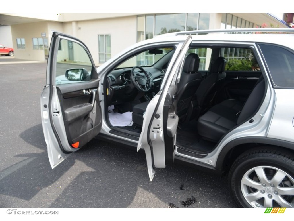 2011 Sorento LX V6 - Bright Silver / Black photo #11