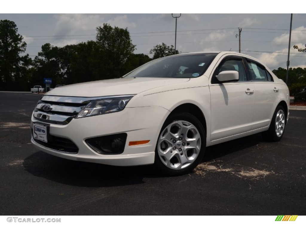 2011 Fusion SE V6 - White Suede / Medium Light Stone photo #1