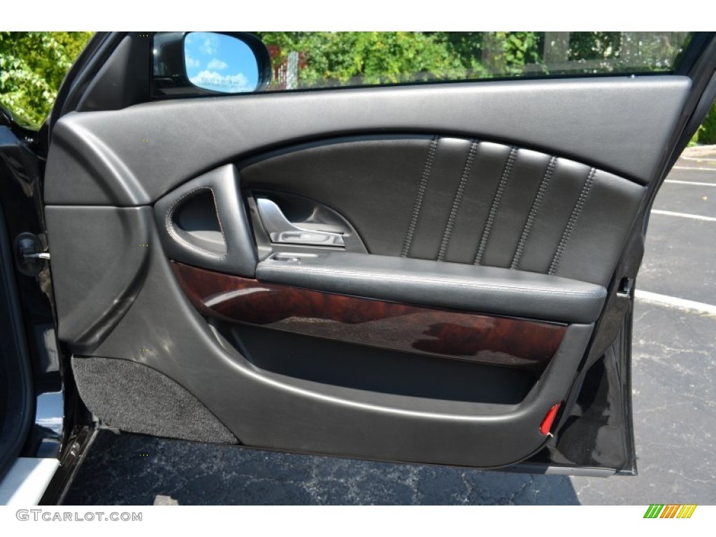 2005 Maserati Quattroporte Standard Quattroporte Model Nero Door Panel Photo #69522136