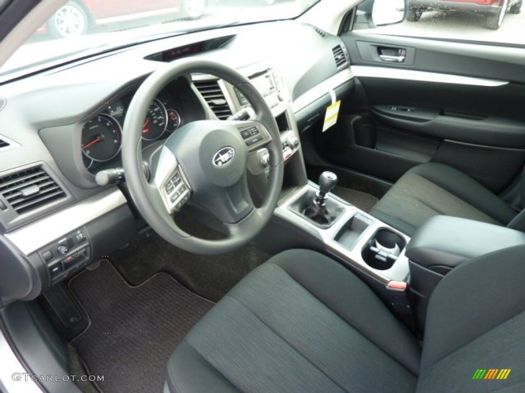 Black Interior 2013 Subaru Outback 2.5i Photo #69528051