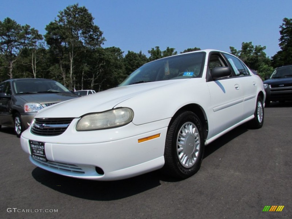 2000 Malibu Sedan - Bright White / Gray photo #1