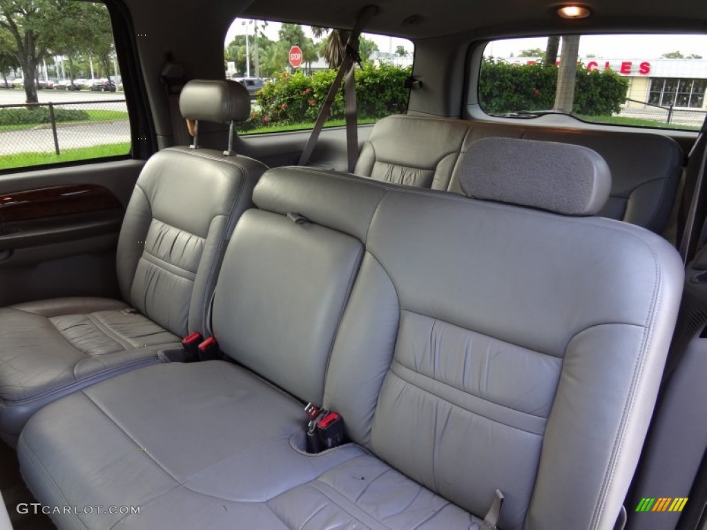 2000 Ford Excursion Limited Rear Seat Photo #69530925