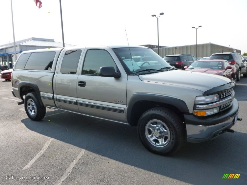 2001 Silverado 1500 Extended Cab 4x4 - Light Pewter Metallic / Graphite photo #2