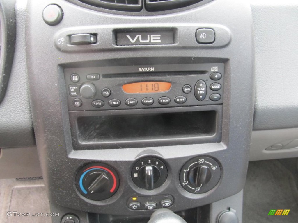 2003 VUE V6 AWD - Red / Gray photo #12