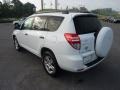 Super White - RAV4 I4 4WD Photo No. 5