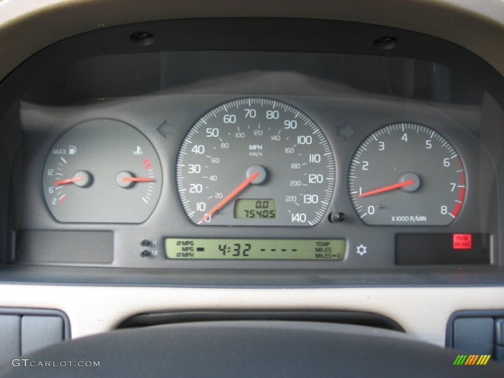 1999 Volvo V70 Wagon Gauges Photos