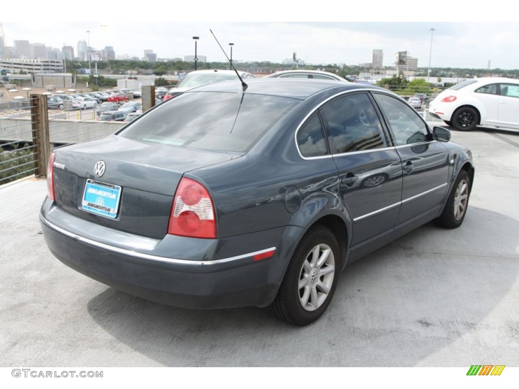 2004 Passat GLS Sedan - Blue Graphite Metallic / Grey photo #9