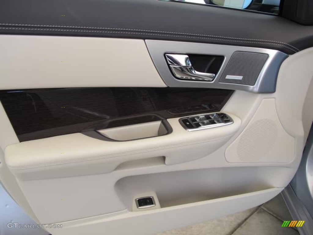 2012 Jaguar XF Supercharged Door Panel Photos