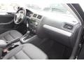 Black Uni - Jetta SE Sedan Photo No. 23