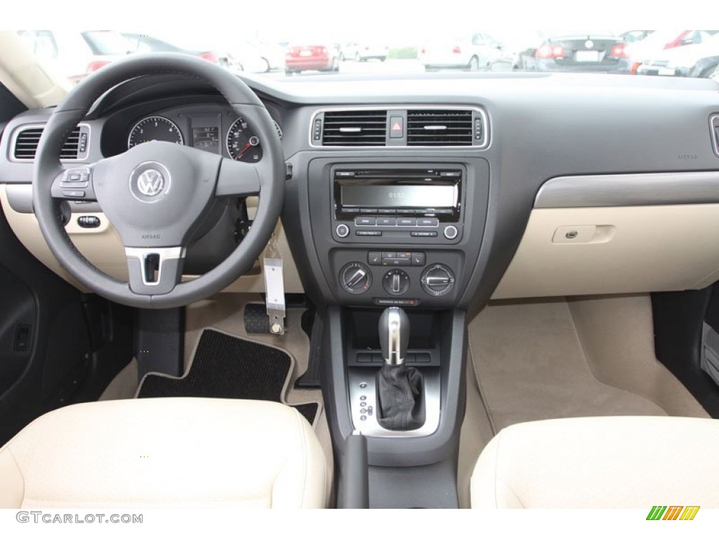 2013 Volkswagen Jetta TDI Sedan Cornsilk Beige Dashboard Photo #69542548