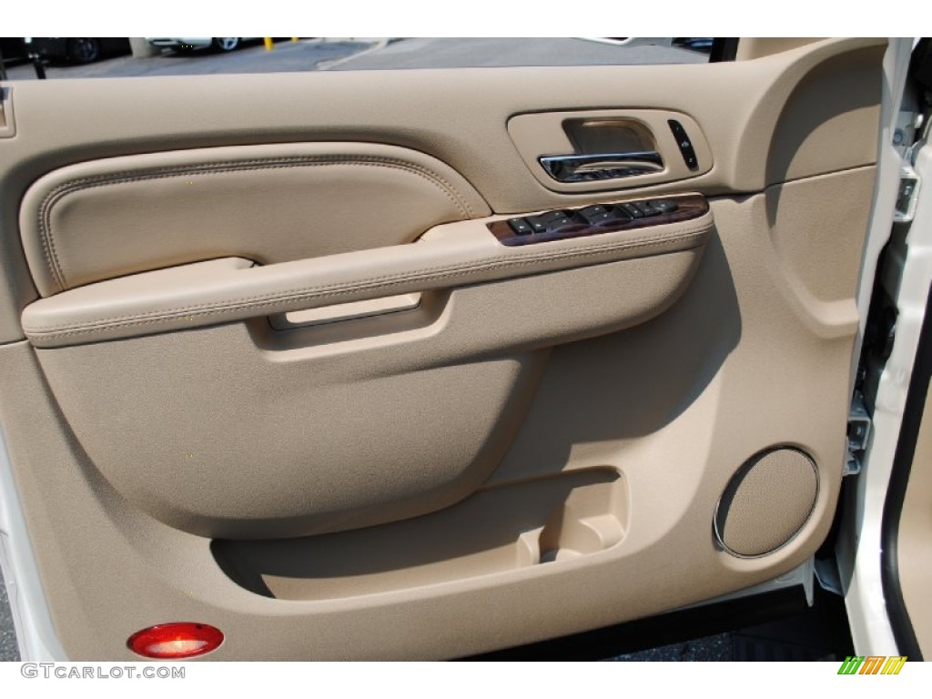 2010 Cadillac Escalade Hybrid AWD Cashmere/Cocoa Door Panel Photo #69549564