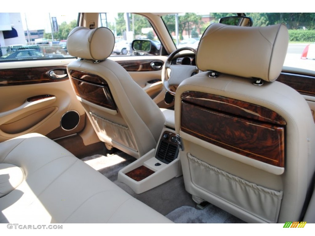 2000 XJ Vanden Plas - Carnival Red / Oatmeal photo #18