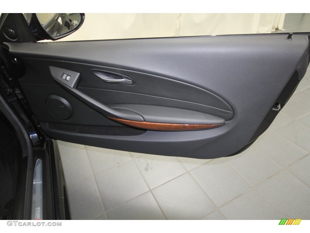 2009 BMW M6 Convertible Door Panel Photos