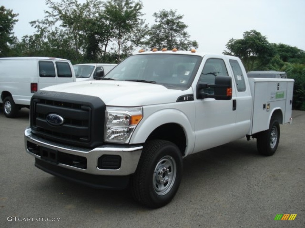 2012 F350 Super Duty XL SuperCab 4x4 Commercial - Oxford White / Steel photo #4