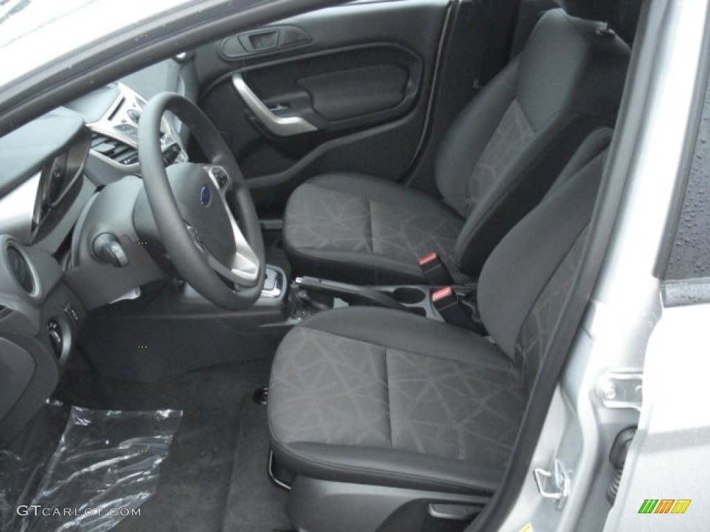 2013 Fiesta SE Sedan - Ingot Silver / Charcoal Black photo #11
