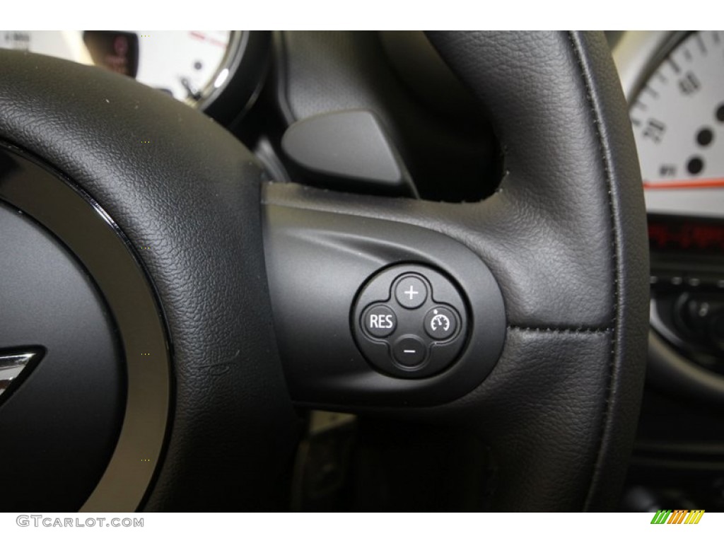 2012 Mini Cooper S Countryman Controls Photo #69554604