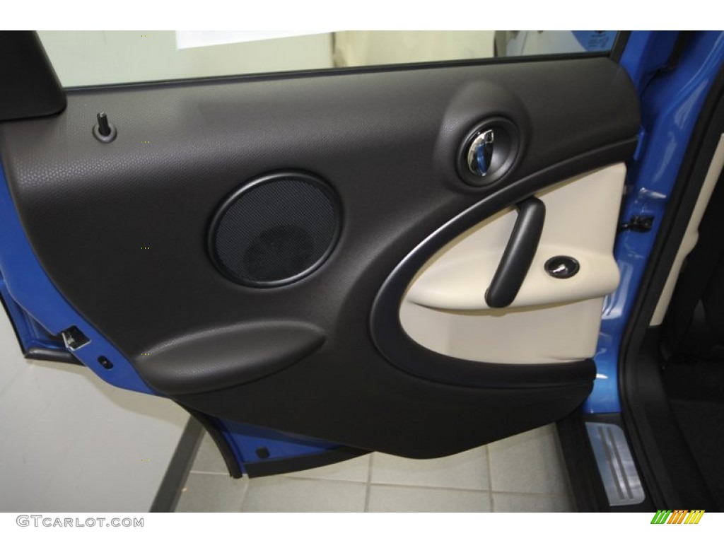 2012 Mini Cooper S Countryman Carbon Black Door Panel Photo #69554631