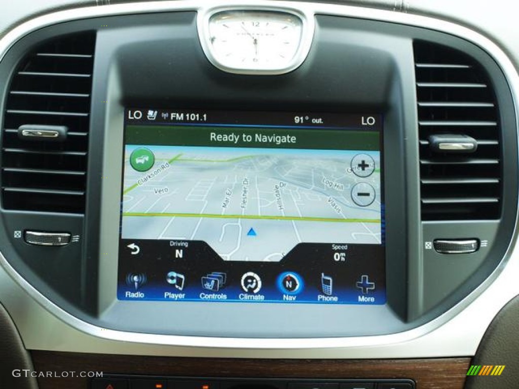 2013 Chrysler 300 C Luxury Series Navigation Photo #69554853