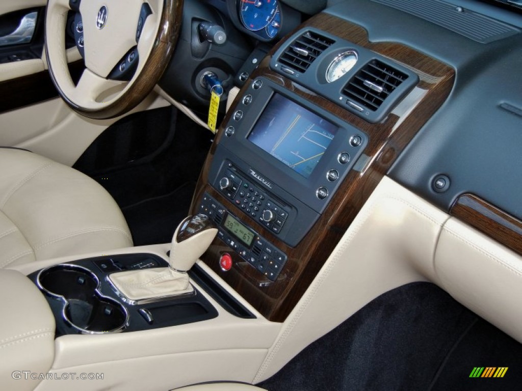 2011 Maserati Quattroporte S Controls Photo #69555444