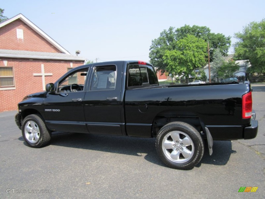 2004 Ram 1500 SLT Quad Cab 4x4 - Black / Dark Slate Gray photo #4