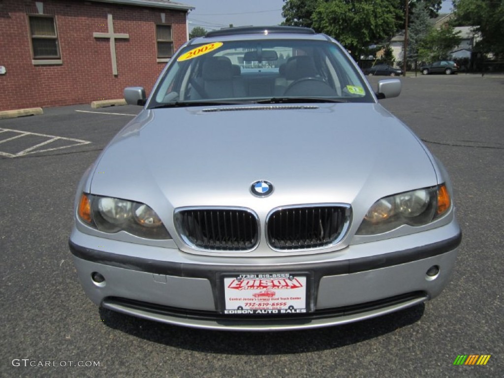2002 3 Series 325i Sedan - Titanium Silver Metallic / Grey photo #12