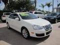 Candy White - Jetta SE Sedan Photo No. 7