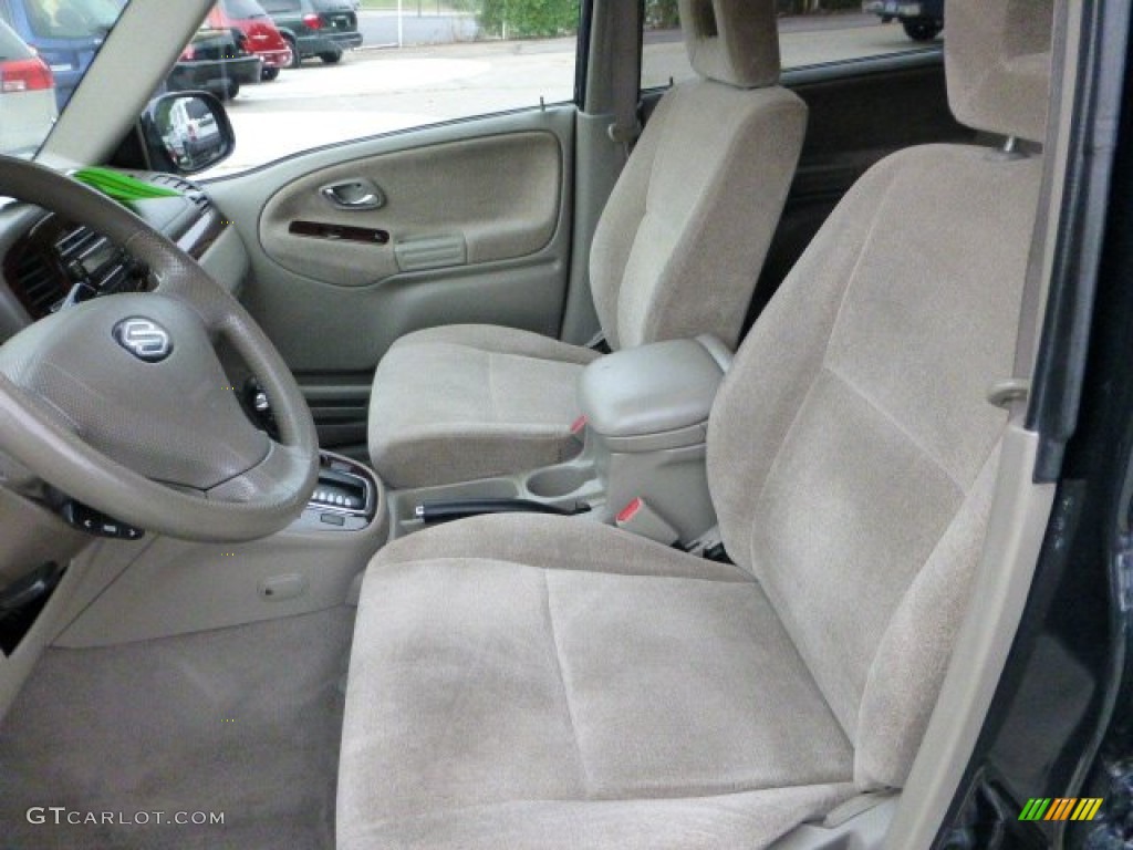 2005 Suzuki XL7 LX 4WD Front Seat Photos
