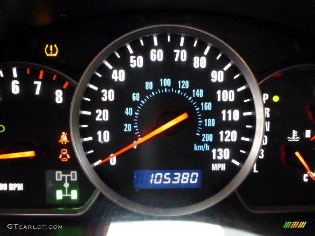 2005 Suzuki XL7 LX 4WD Gauges Photos