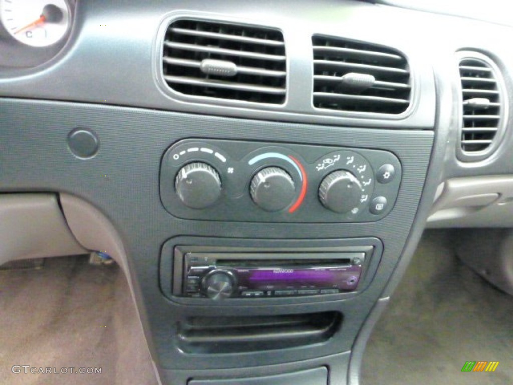 2000 Dodge Intrepid Standard Intrepid Model Controls Photo #69559104