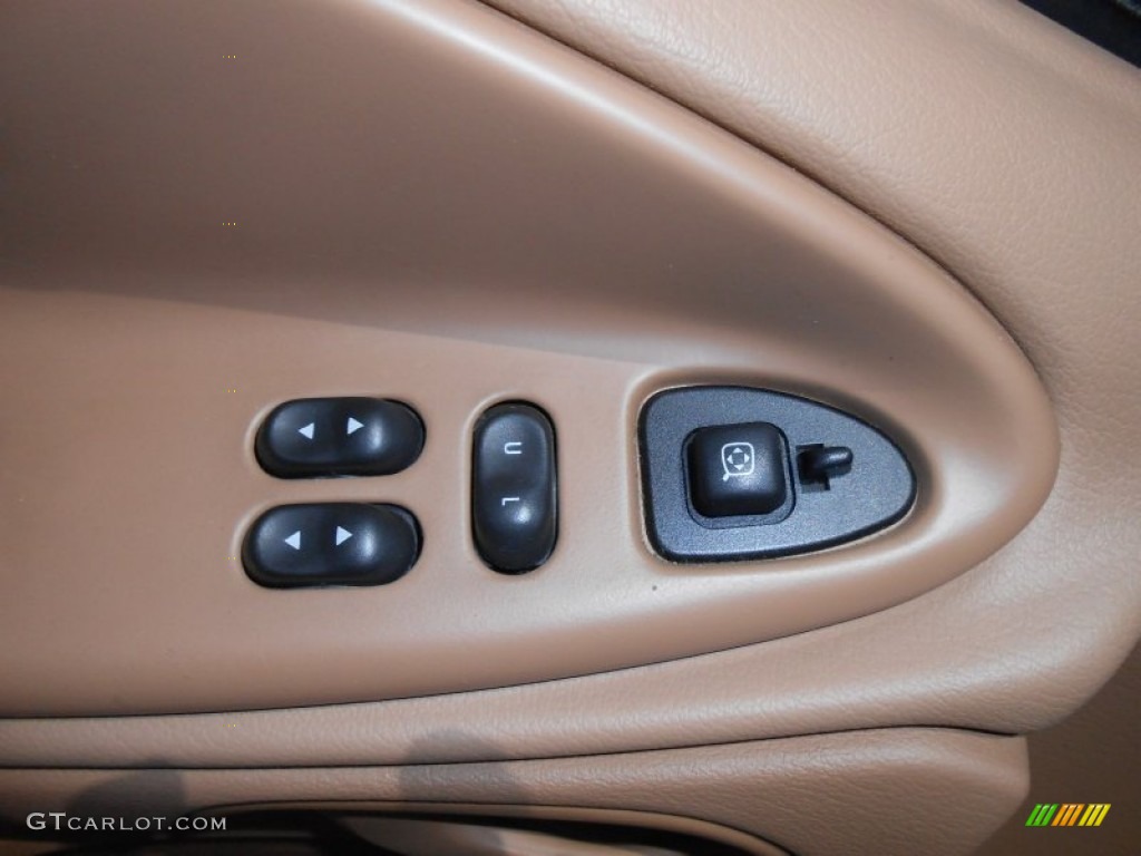 1997 Ford Mustang GT Coupe Controls Photo #69559452